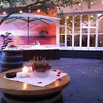 Hotel Lipa, & Bistro