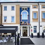 Lipa, & Bistro Hotel Nova Gorica
