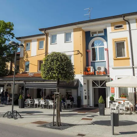 Lipa, & Bistro فندق نوفا جوريكا