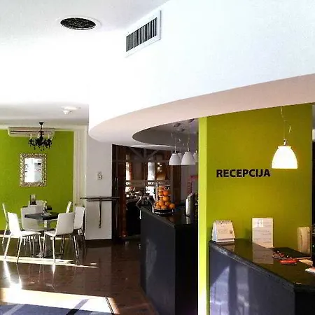 Lipa, & Bistro 3* Nova Gorica