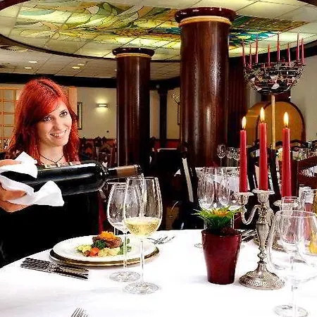 Lipa, & Bistro Hotel Nova Gorica