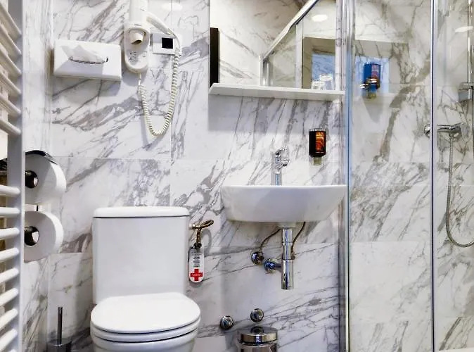 Hotel Lipa, & Bistro