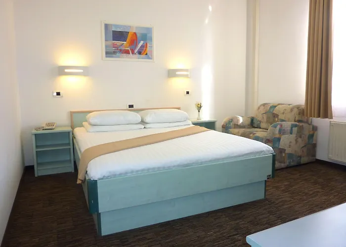 Hotel Lipa, & Bistro Nova Gorica