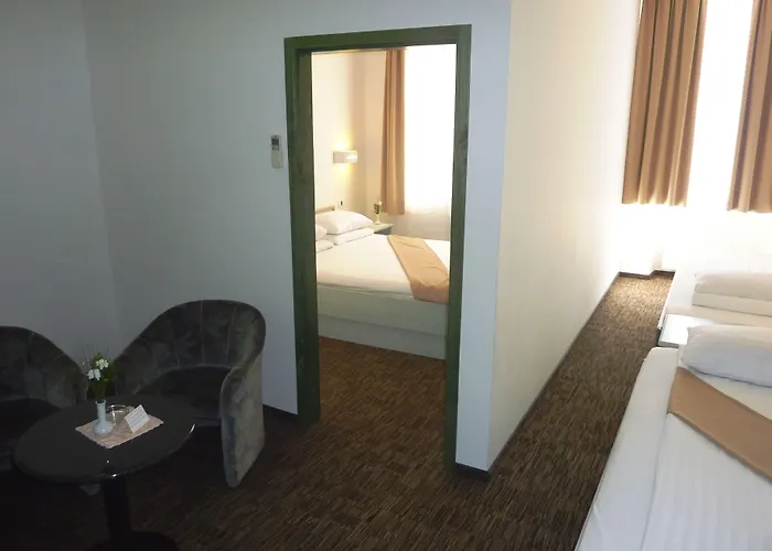 Hotel Lipa, & Bistro