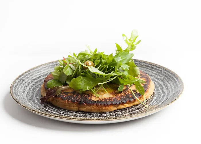 Lipa, Hotel&bistro Hotel 3*