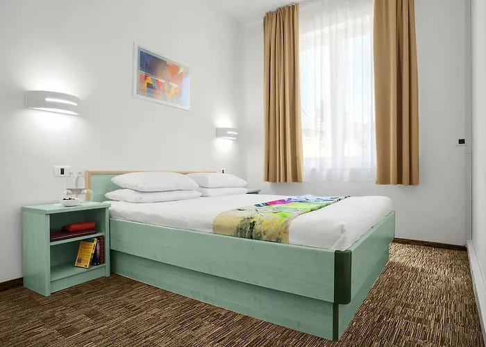 Hotel Lipa, Hotel&bistro