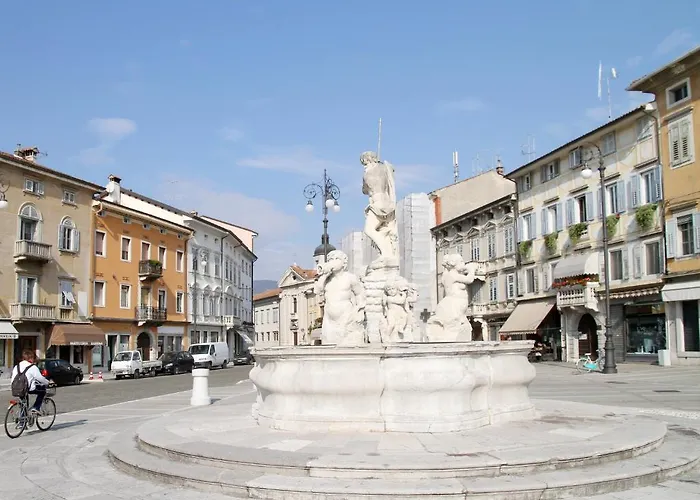 Lipa, Hotel&bistro Hotel 3*