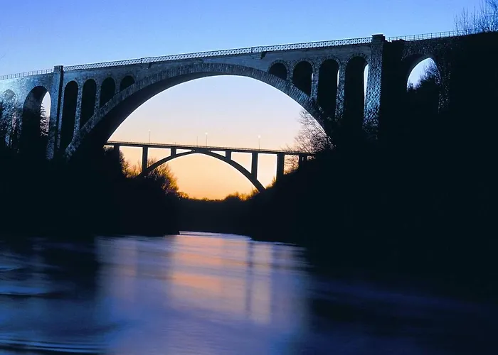 Lipa, & Bistro Nova Gorica