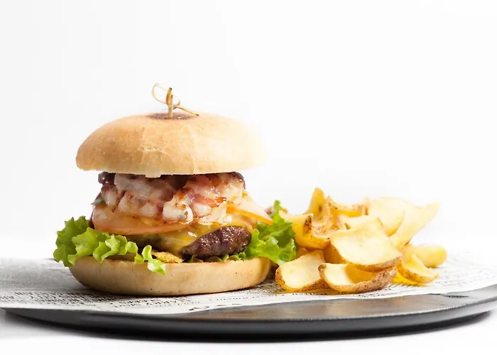 Hotel Lipa, & Bistro Nova Gorica